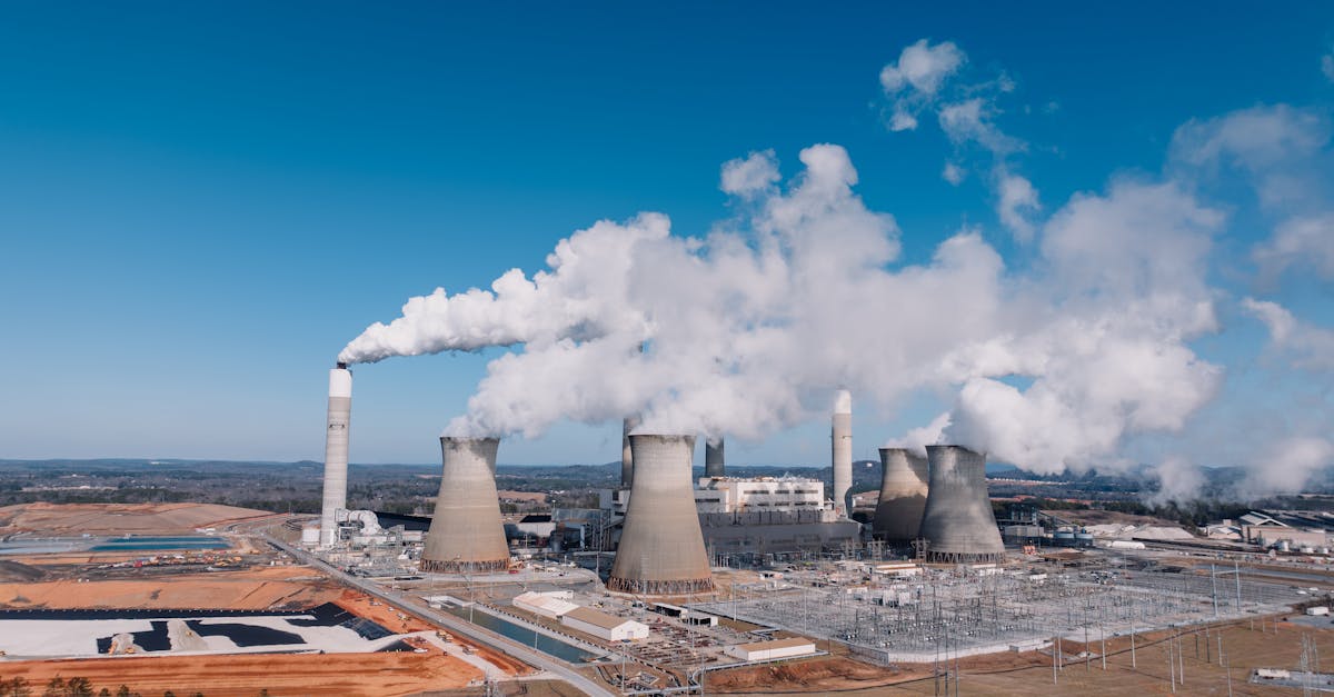 découvrez l'impact des combustibles fossiles sur notre environnement et notre économie. explorez les enjeux de leur utilisation et les alternatives durables qui s'offrent à nous pour un avenir énergétique responsable.