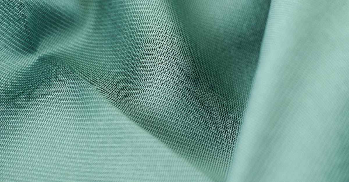 découvrez l'univers dynamique de l'industrie textile, où innovation, durabilité et créativité se rencontrent. explorez les dernières tendances, technologies et pratiques éthiques qui façonnent l'avenir de ce secteur essentiel.