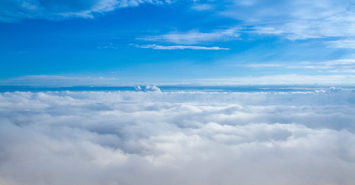 découvrez l'atmosphère unique qui entoure chaque instant de votre vie. plongez dans un univers où émotions et sensations s'entrelacent pour créer des souvenirs inoubliables. explorez les différentes ambiances, que ce soit dans la nature, en milieu urbain ou lors d'événements spéciaux, et laissez-vous séduire par la magie de l'instant.