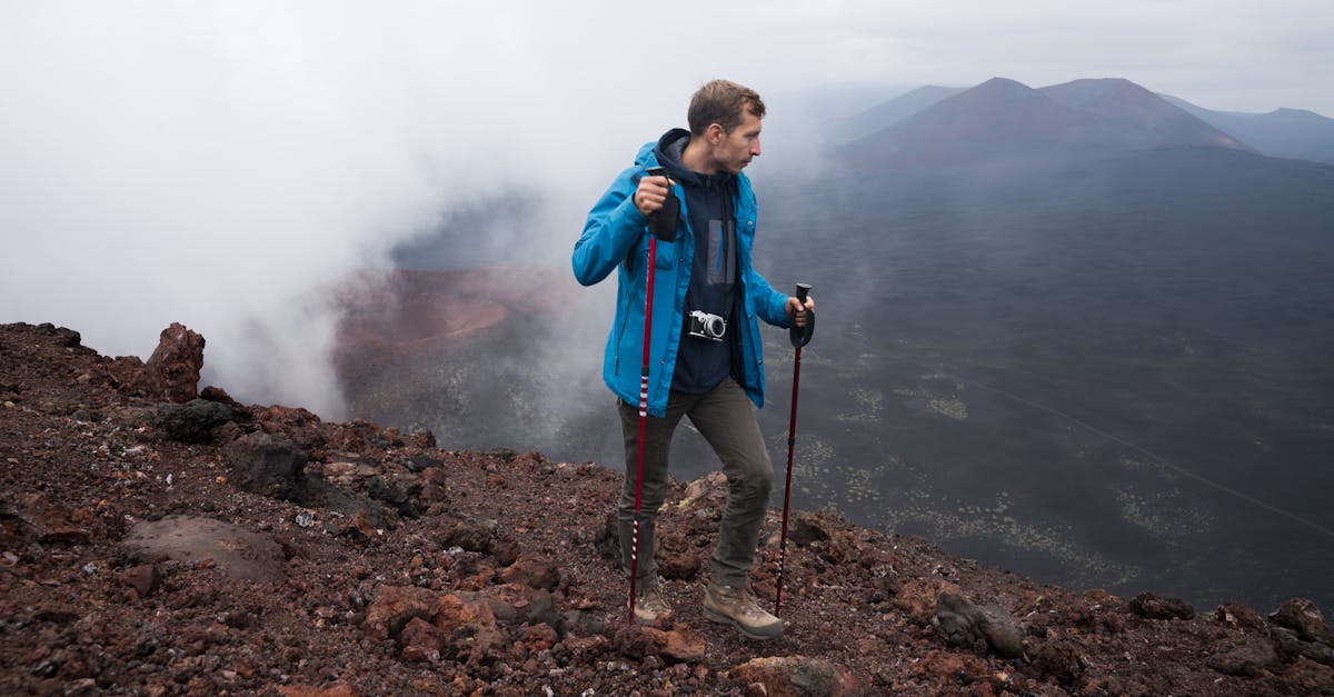 découvrez des défis passionnants en photographie en extérieur qui stimuleront votre créativité et amélioreront vos compétences. rejoignez-nous pour explorer des techniques, des conseils et des inspirations pour capturer des paysages époustouflants et des moments uniques en plein air.