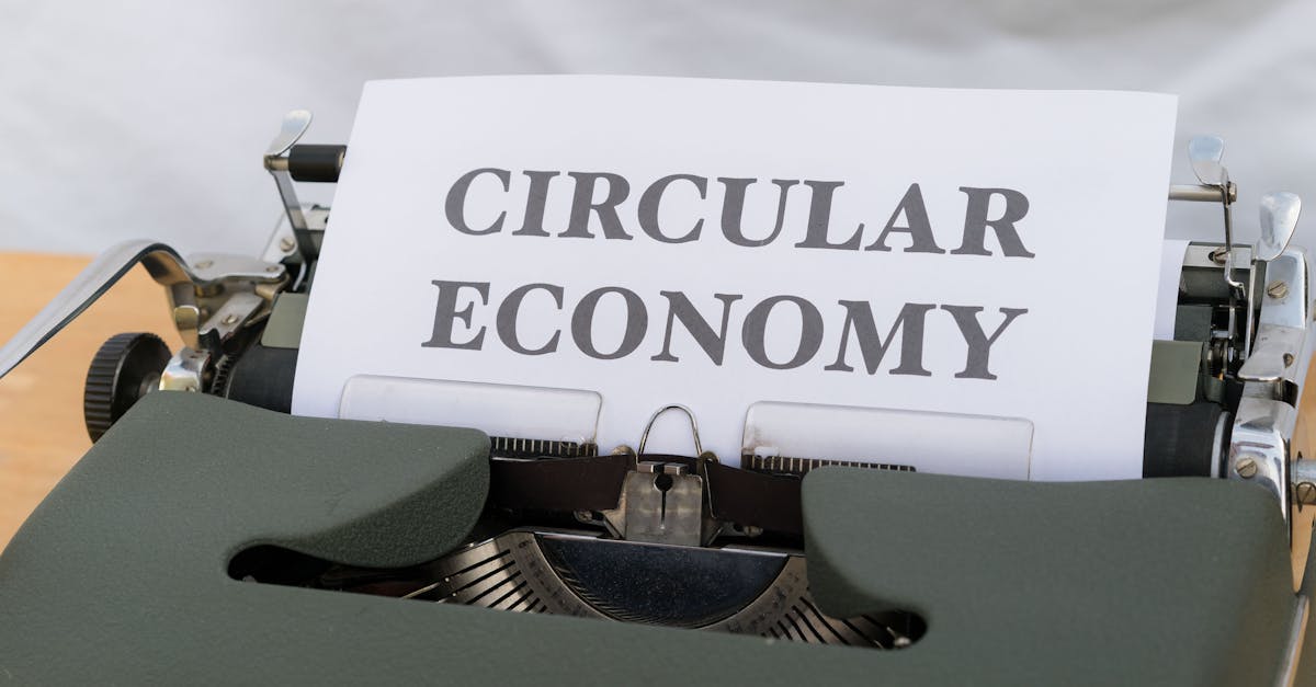 découvrez comment adopter une consommation durable pour préserver notre planète. explorez des pratiques écoresponsables, des alternatives écologiques et des conseils pour réduire votre impact environnemental tout en répondant à vos besoins quotidiens.