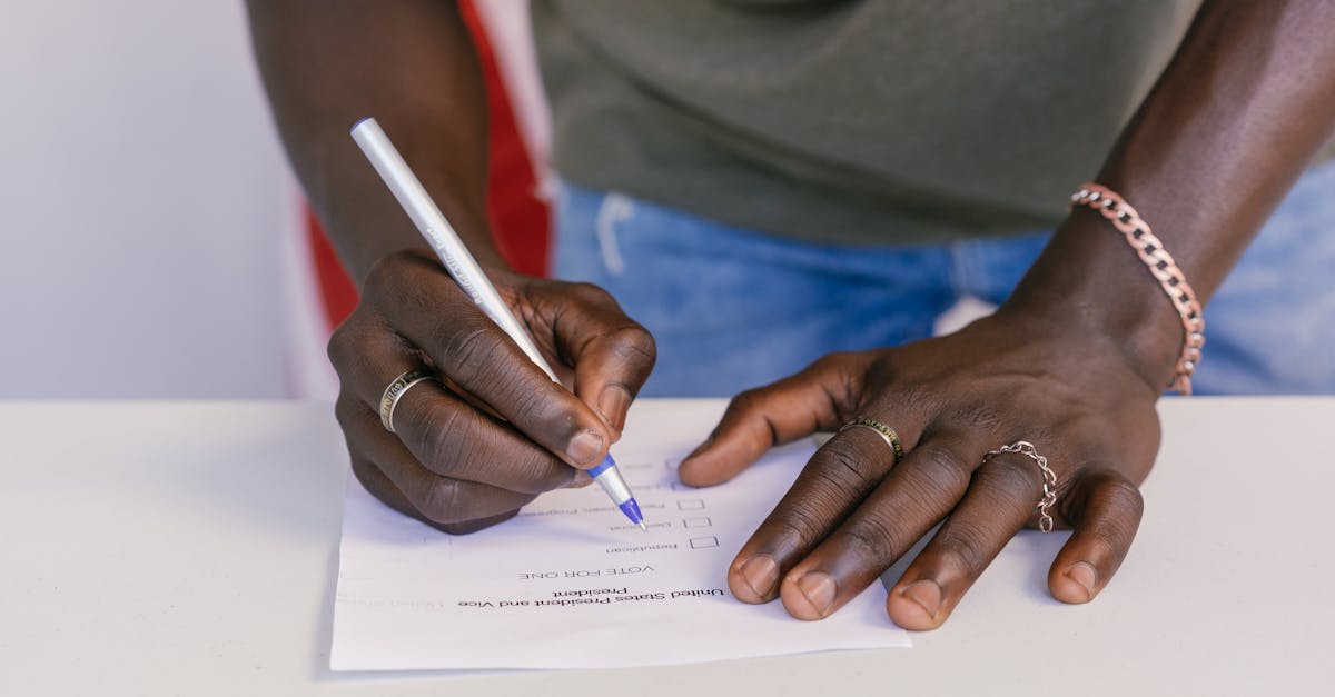 découvrez comment les initiatives citoyennes transforment les communautés et favorisent l'engagement démocratique. explorez des projets innovants et inspirants menés par des citoyens désireux de faire entendre leur voix et d'améliorer la société.