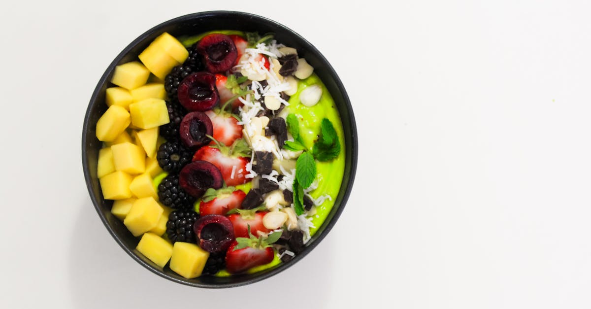 découvrez les superfoods, ces aliments aux propriétés nutritionnelles exceptionnelles qui boostent votre santé et votre bien-être. apprenez comment les intégrer facilement dans votre alimentation quotidienne pour bénéficier de leurs bienfaits.